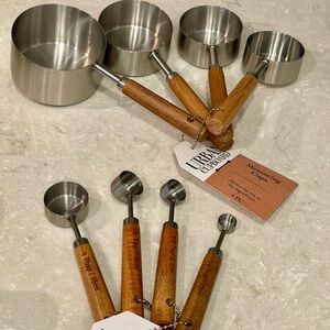 NEW stainless steel measuring cups & measuring spoons wood handles great gifts!